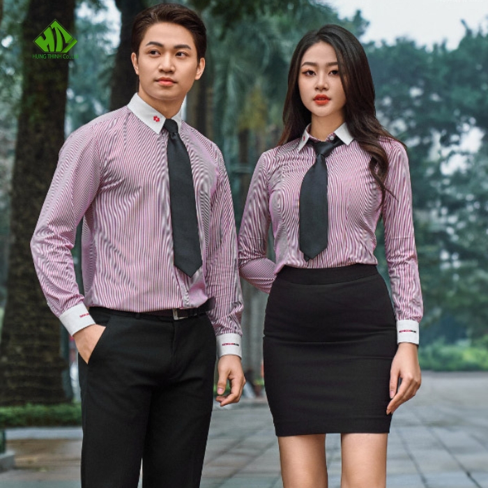 Ao so mi dong phuc Techcombank mau trang ke do (2)