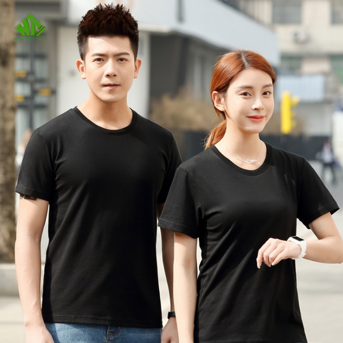 Ao thun dong phuc co tron mau den (2)