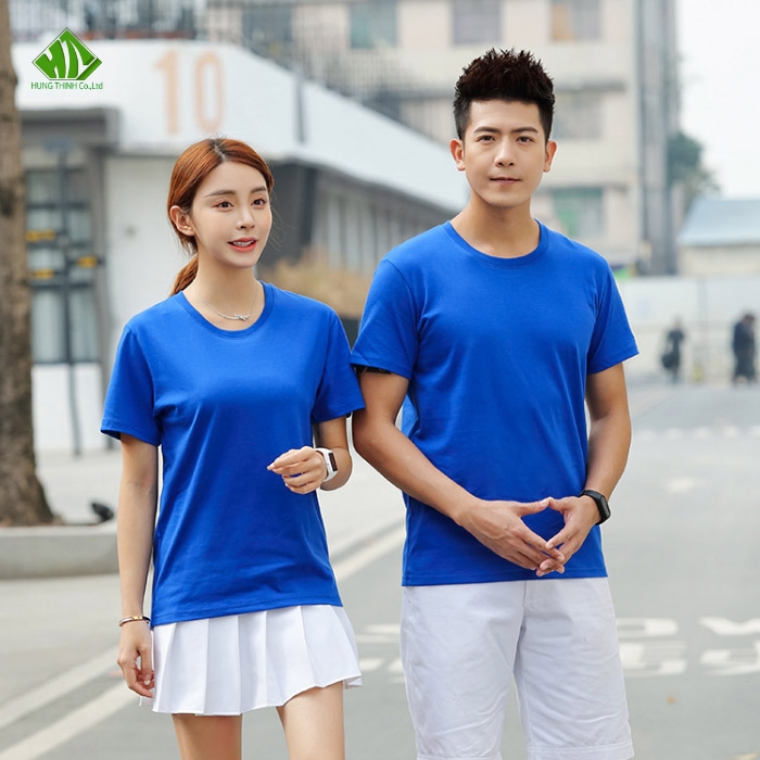 Ao thun dong phuc co tron mau xanh duong dam