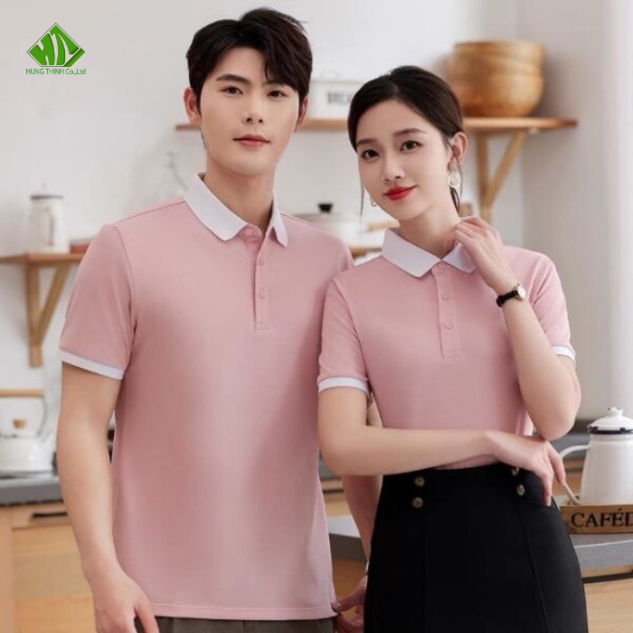 Ao thun dong phuc mau hong phoi co trang 011