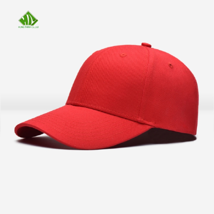 Non dong phuc mau do tuoi