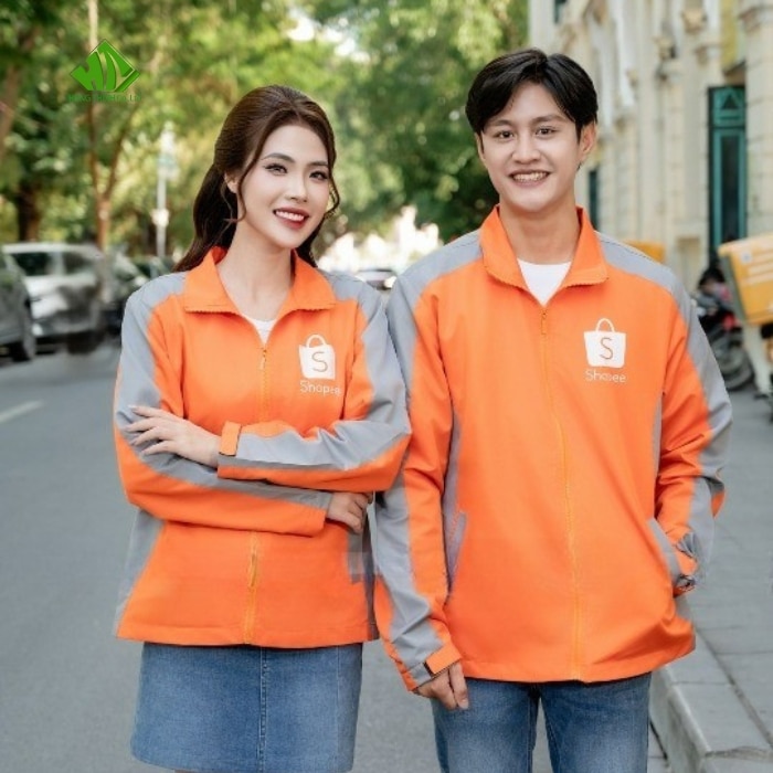 Ao gio dong phuc mau cam phoi ghi sang