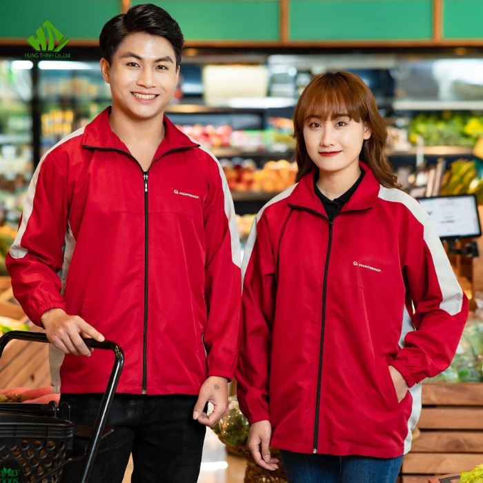 Ao gio dong phuc mau do phoi xam nhat