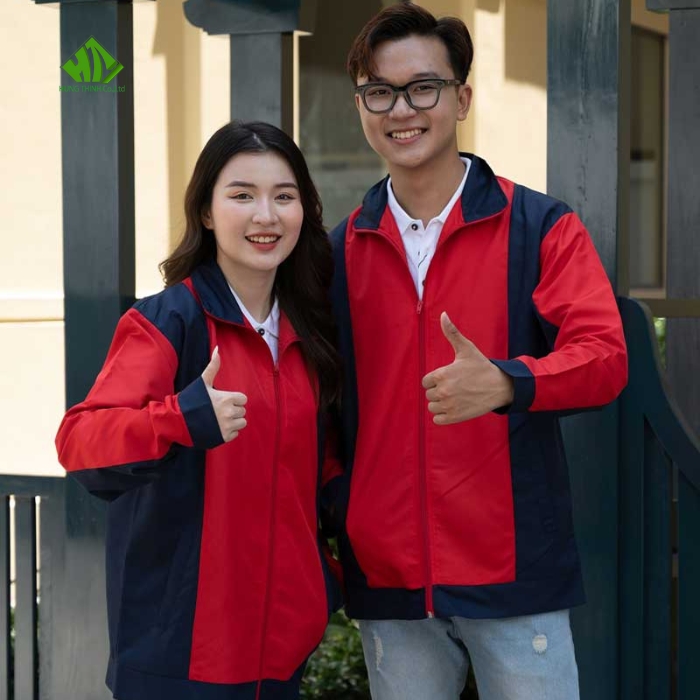 Ao gio dong phuc mau do phoi xanh than