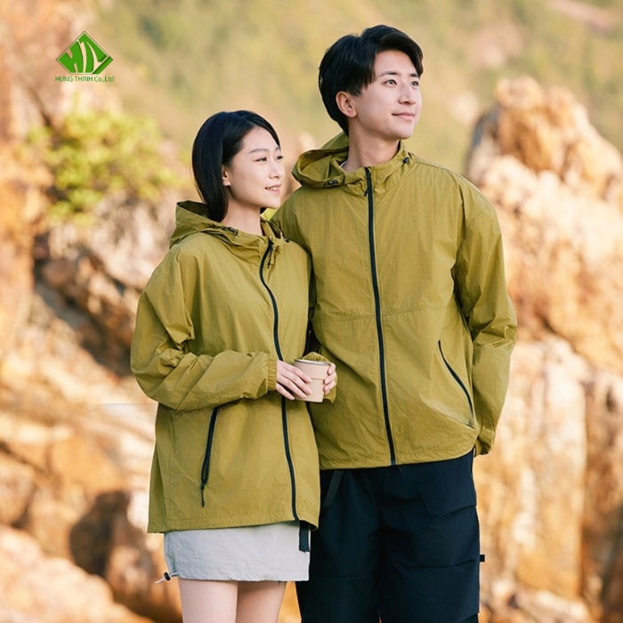 Ao gio dong phuc mau xanh reu nhat