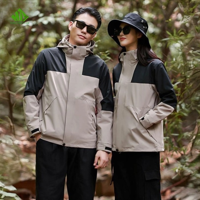 Áo khoác đồng phục màu be phối đen