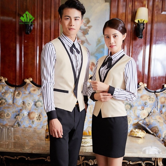 Ao gile dong phuc mau kem phoi vien den